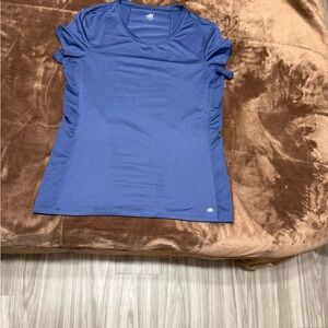 Womans size large ALO Yoga Blue Short Sleeve Tee